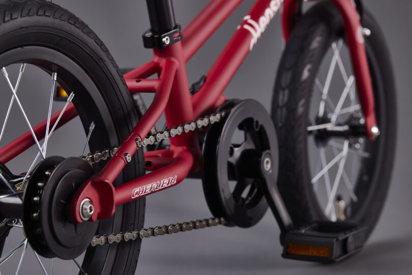 プレミアムカラー Ruby Red 新発売 へんしんバイクC14｜ニュース