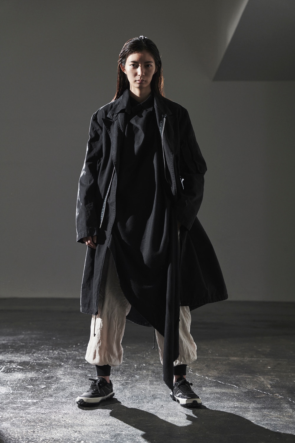 AUTUMN / WINTER 2022-23 | Yohji Yamamoto (ヨウジヤマモト) Official