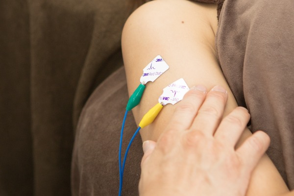 オームパルサー 鍼電極低周波治療器 Ohm pulser LFP-4500 | 全医療器