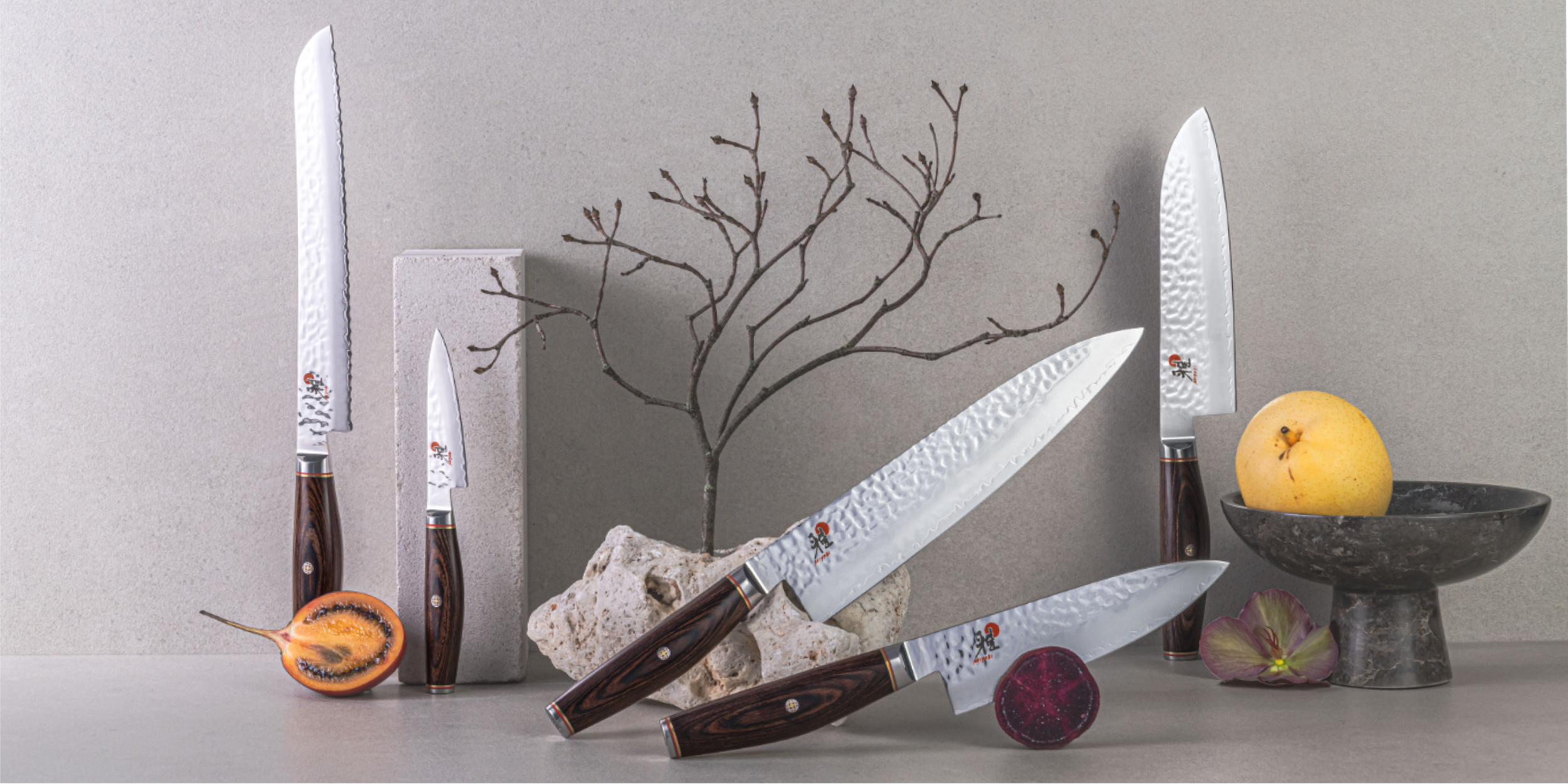 Buy MIYABI Artisan Knife block set | ZWILLING.COM