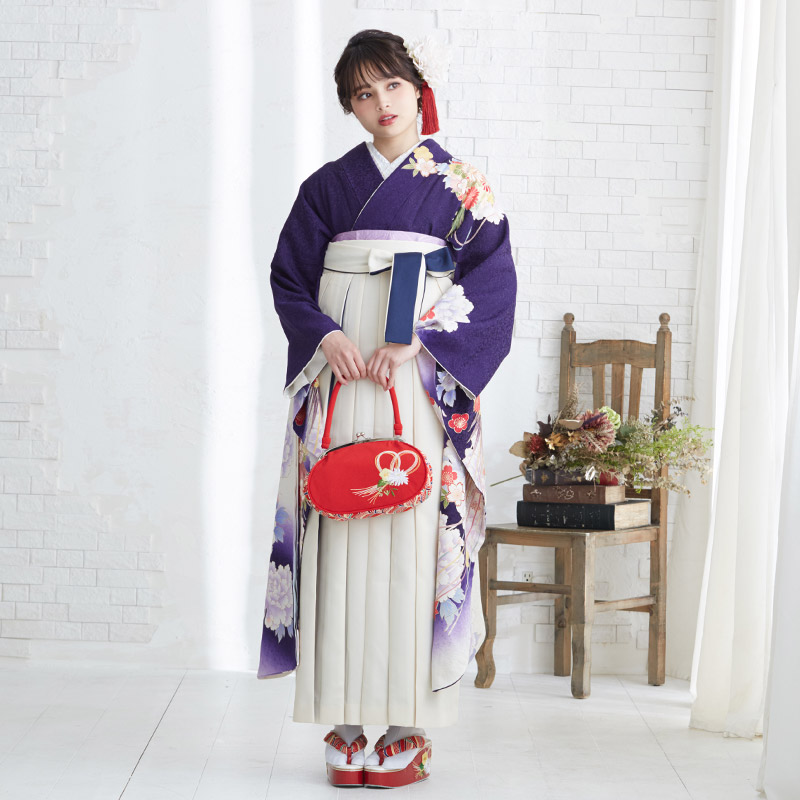 振袖袴： R1498 白×紫 牡丹に薬玉文様☆（絹）│ 袴レンタル │ 京都