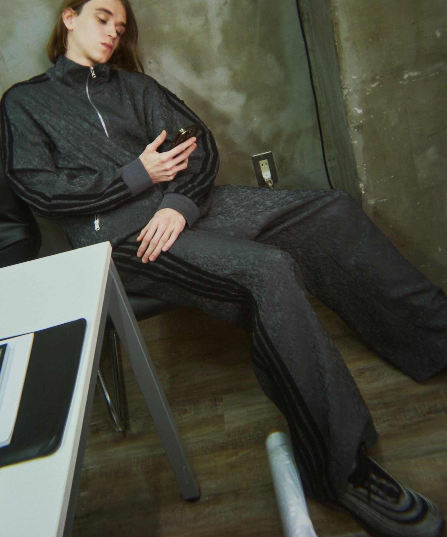 OPENING ACT] 総柄ジャガードワイドトラックパンツ | OPENING ACT