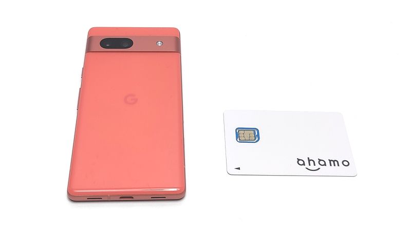 SIMフリー版「Google Pixel 7a」実機に「ahamo」SIMを挿したらすぐ
