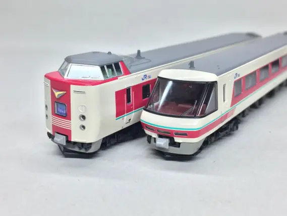 KATO 381系 「ゆったりやくも」 が入線しました～(^^♪ 10-1451