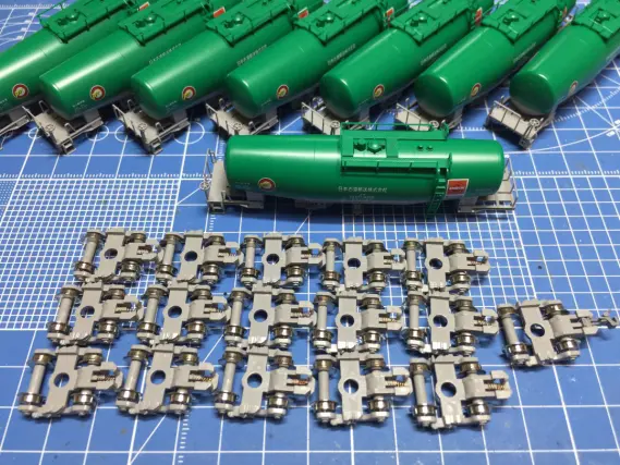 タキ1000 日本石油輸送色が入線しました。 KATO 10-455 | NGaugeJP