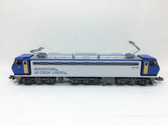 EF200 登場時塗装（2019年版）が入線です。KATO 3036-2 | NGaugeJP