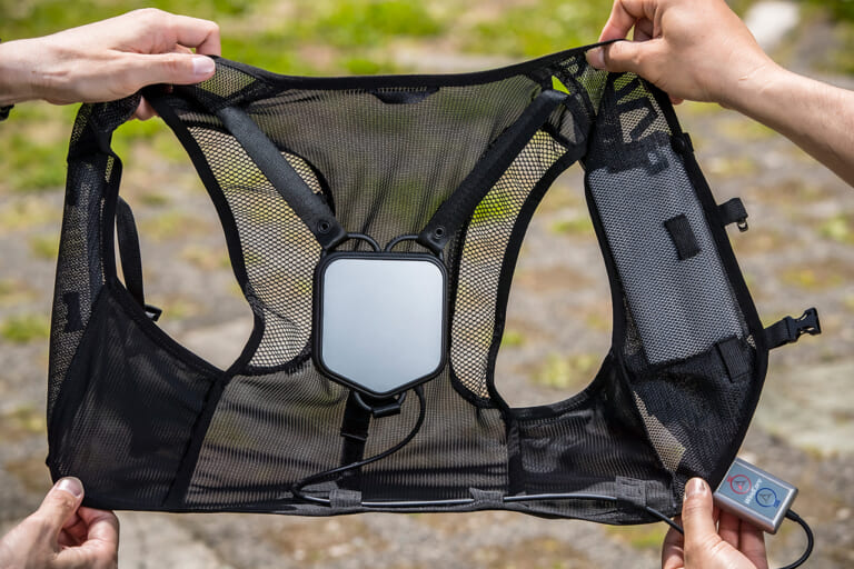 ワークマンの”冷暖房 着るエアコン”の効果をサーモグラフィで検証