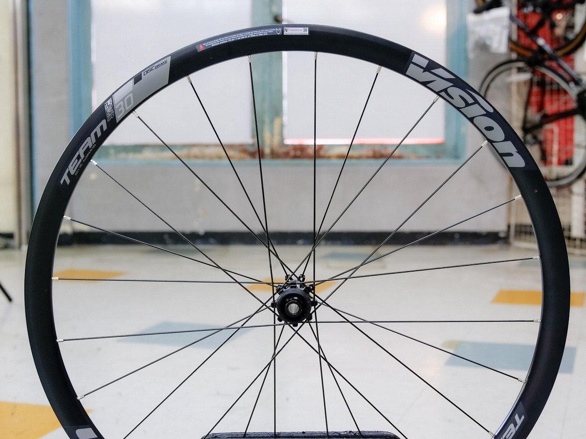 池Ⅽ店頭限定特価】完成車ホイールからステップアップにもおすすめ30