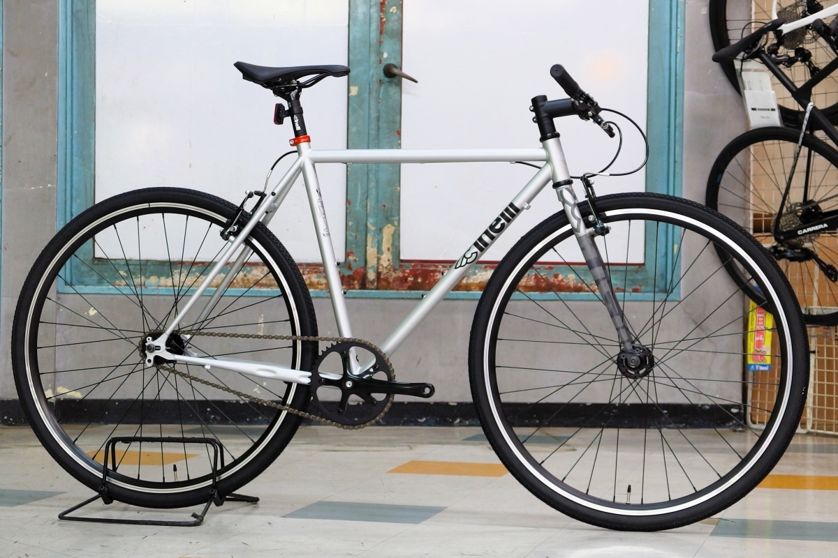 武骨感がカスタム欲を刺激する『チネリ TUTTO PLUS』ストリート系