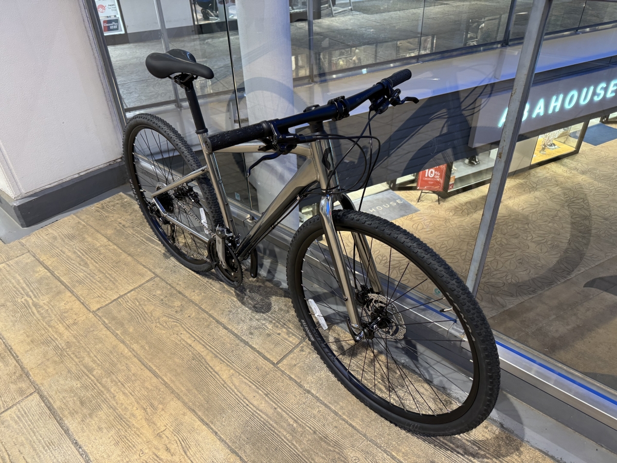 アウトレット】MTBチックなクロスバイク、SCOTT SUBCROSS J1各カラー