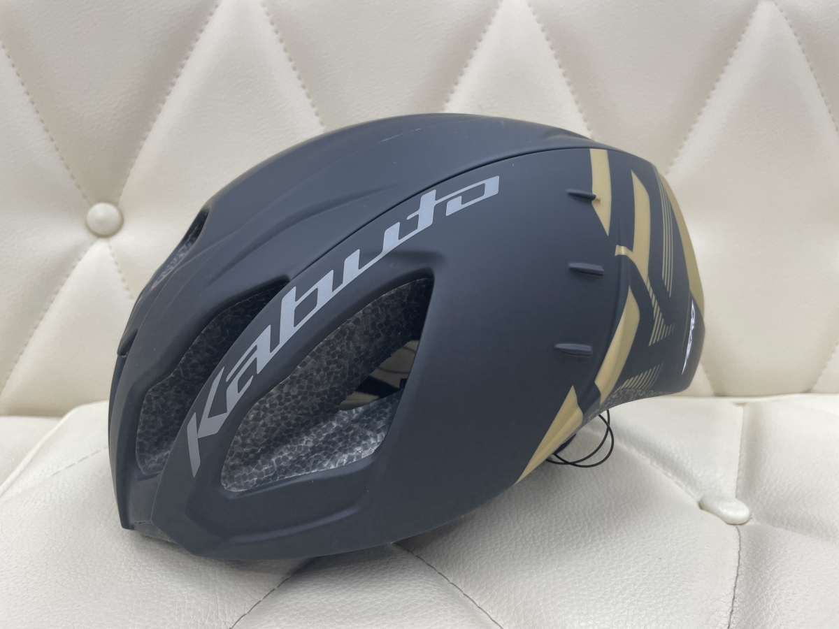 OGK KABUTO】ブラックとゴールドのかっこいい配色のヘルメット入荷して