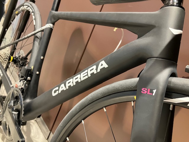 CARRERA】フルカーボンディスクロード×電動変速105が驚きの値段で