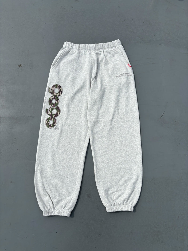 9090 OG Logo Sweat Pants – YZ