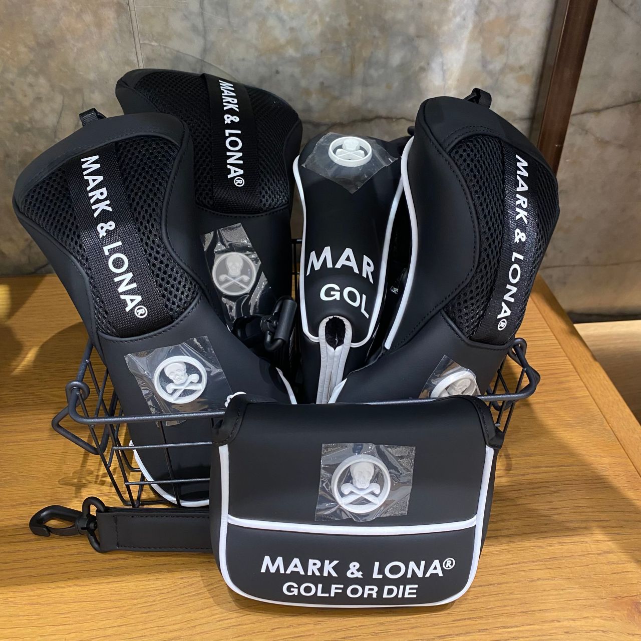 新作キャディバッグ入荷】MARK&LONA マークアンドロナ | ゴルフ5