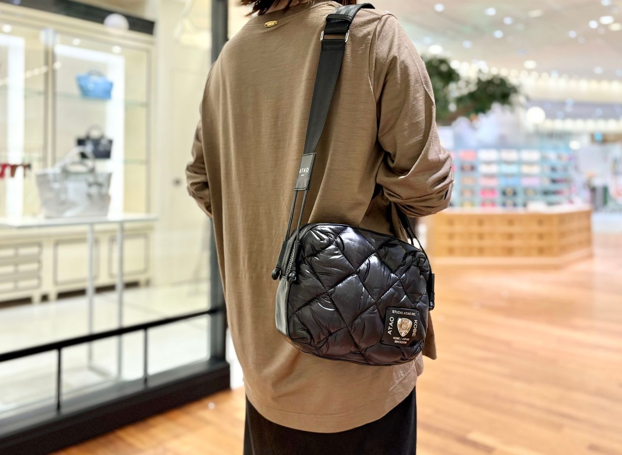 スタッフリアルバイ】大人気軽量バッグをコーディネート別にご紹介