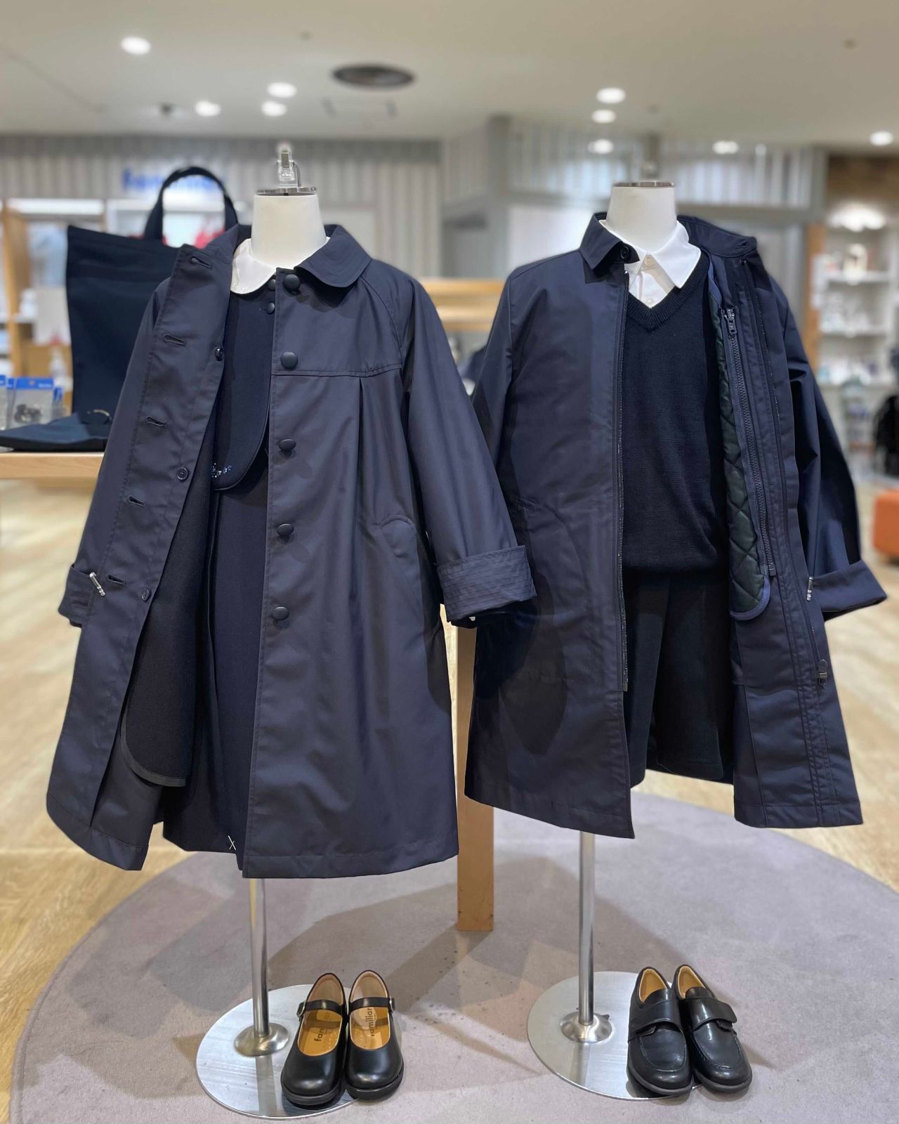 美品】ファミリア コート フォーマル 濃紺 120 ネイビー お受験