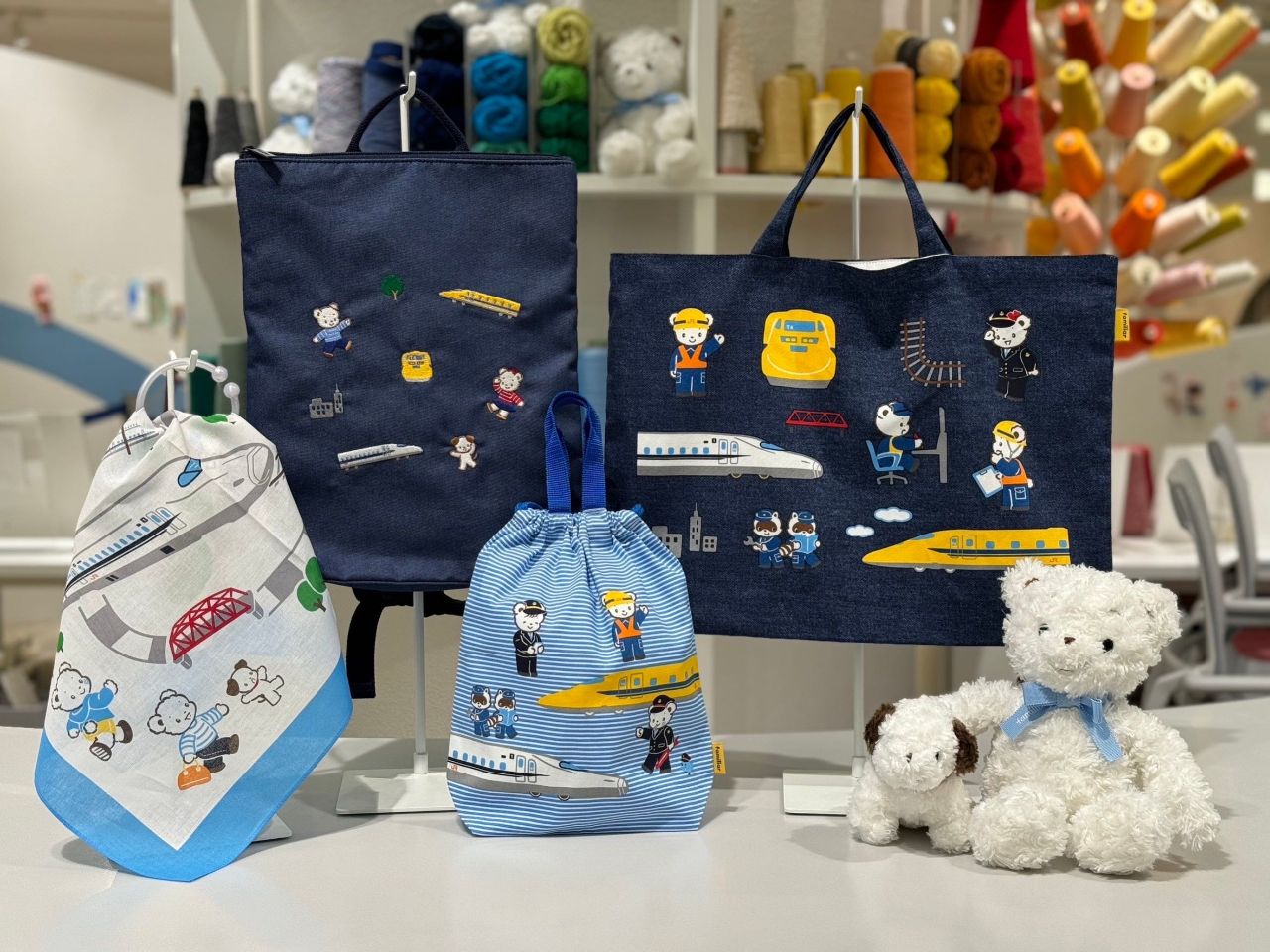 神戸本店】かっこいい！！ドクターイエロー！｜ファミリア神戸本店の