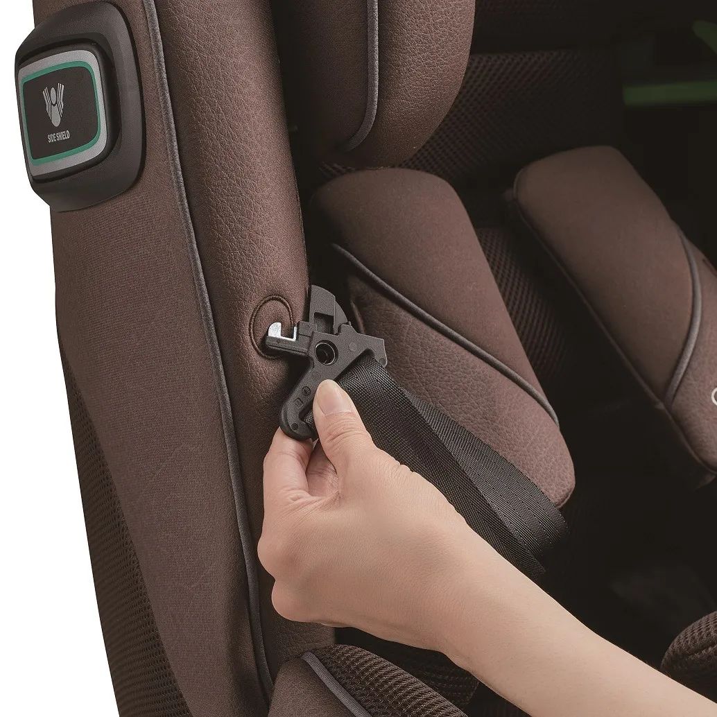 Aprica アップリカ】 フォームフィット ISOFIX セーフティープラス AB