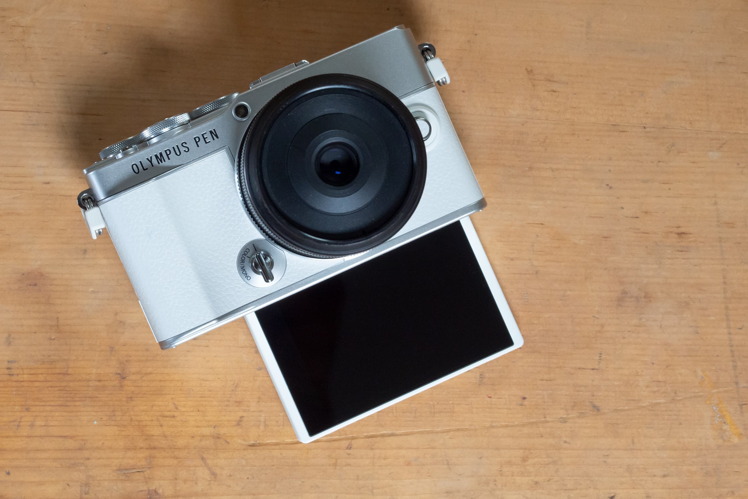 Olympus PEN E-P7 review - good looks with images to match