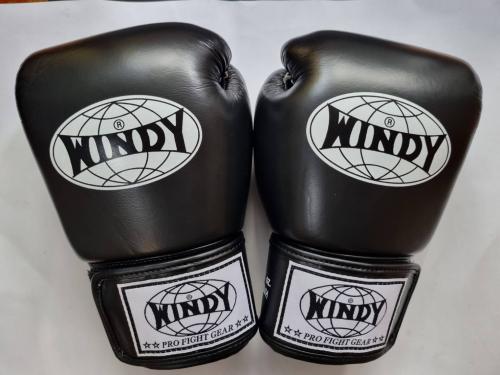 WINDY ウィンディ キック ボクシンググローブ 黒 blackの個人輸入代行