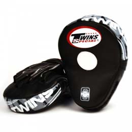 TWINS(ツインズ) パンチングミットの個人輸入代行通販 - Amazon