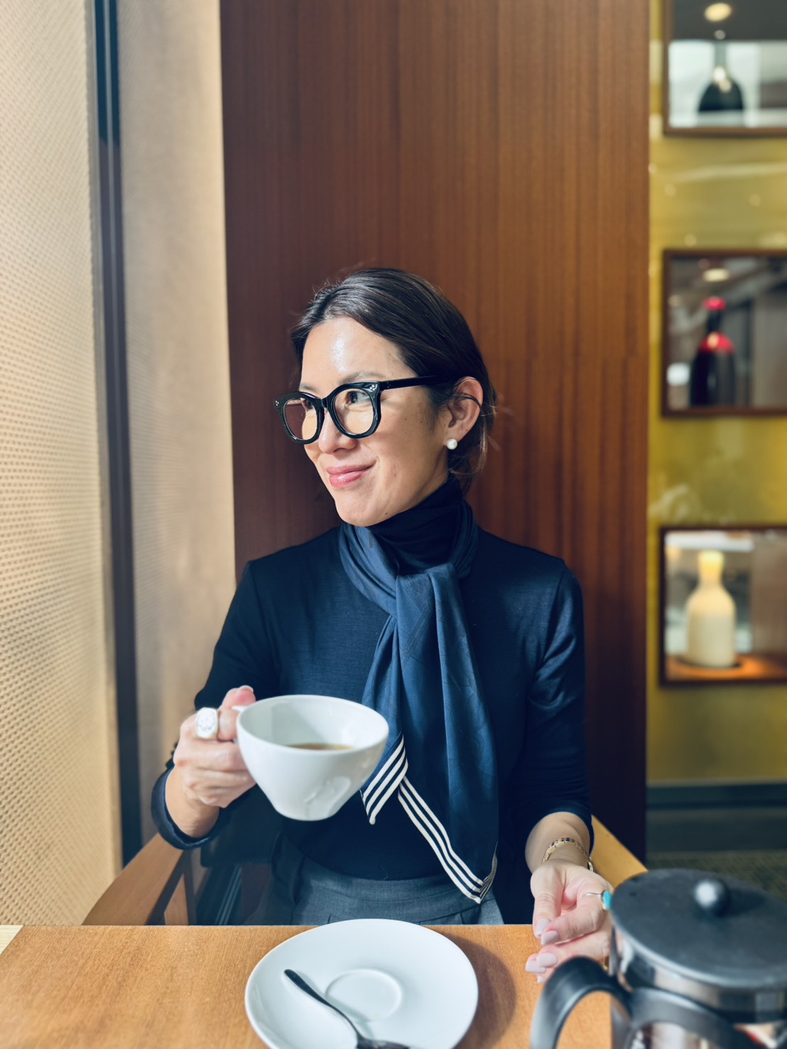 エルメスのカレを、執事風に結ぶとどうなる？｜大草直子の毎日AMARC｜AMARC