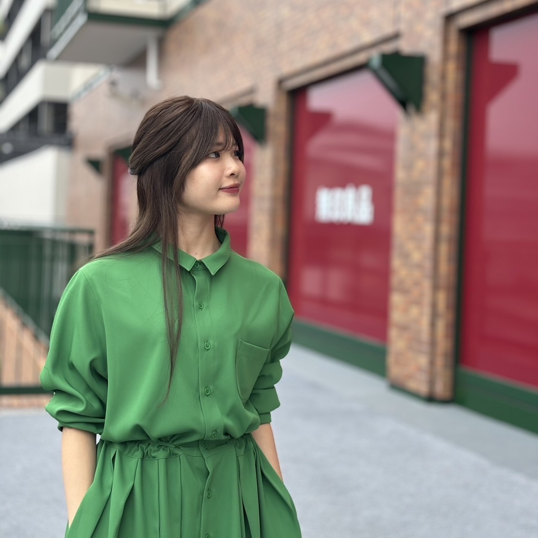 LIROMA | 冬の新作! ブライトグリーン ワンピース │grasol Le port