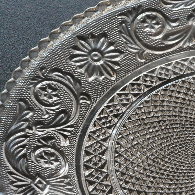 オールドバカラ「アラベスク ARABESQUE プレート」《アンティックかとう》