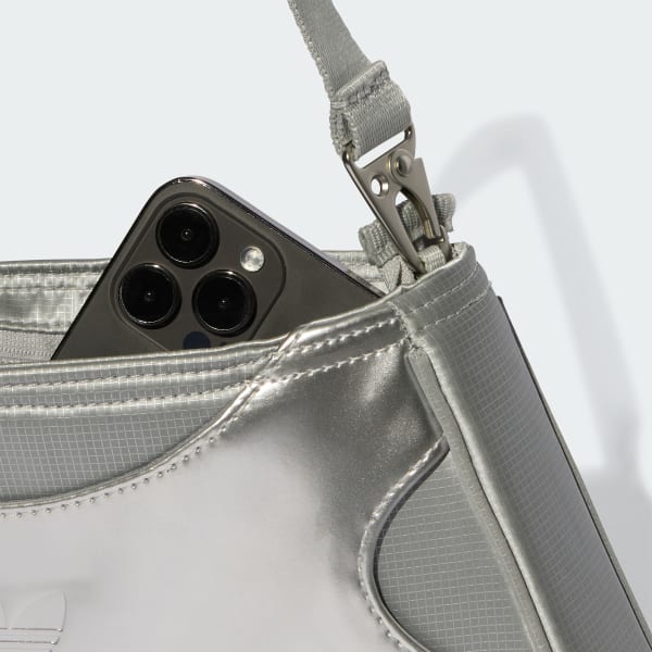 アディダス クラッチ ショルダーバッグ - シルバー | アディダス ジャパン