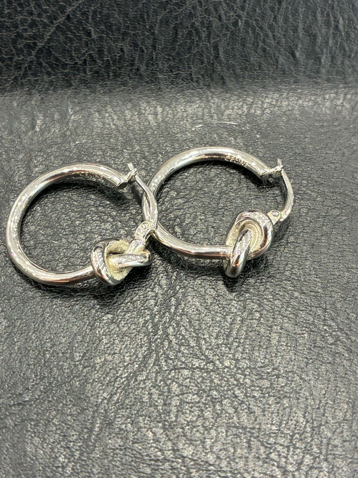 CELINE (セリーヌ) ノットスモール フープピアス シルバー - メルカリ