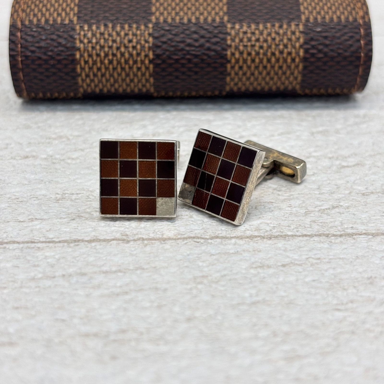 ◎ LOUIS ショップ VUITTON ルイヴィトン ブトンドゥマンシェット