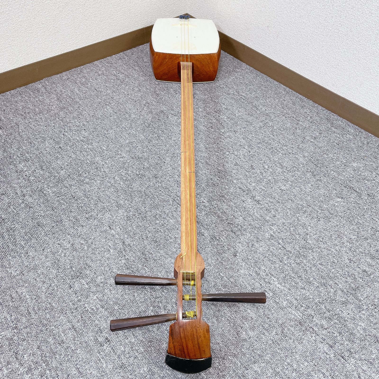 三味線 花梨 平溝 中棹 犬皮 丸打胴 和楽器 バチ 撥 - メルカリ