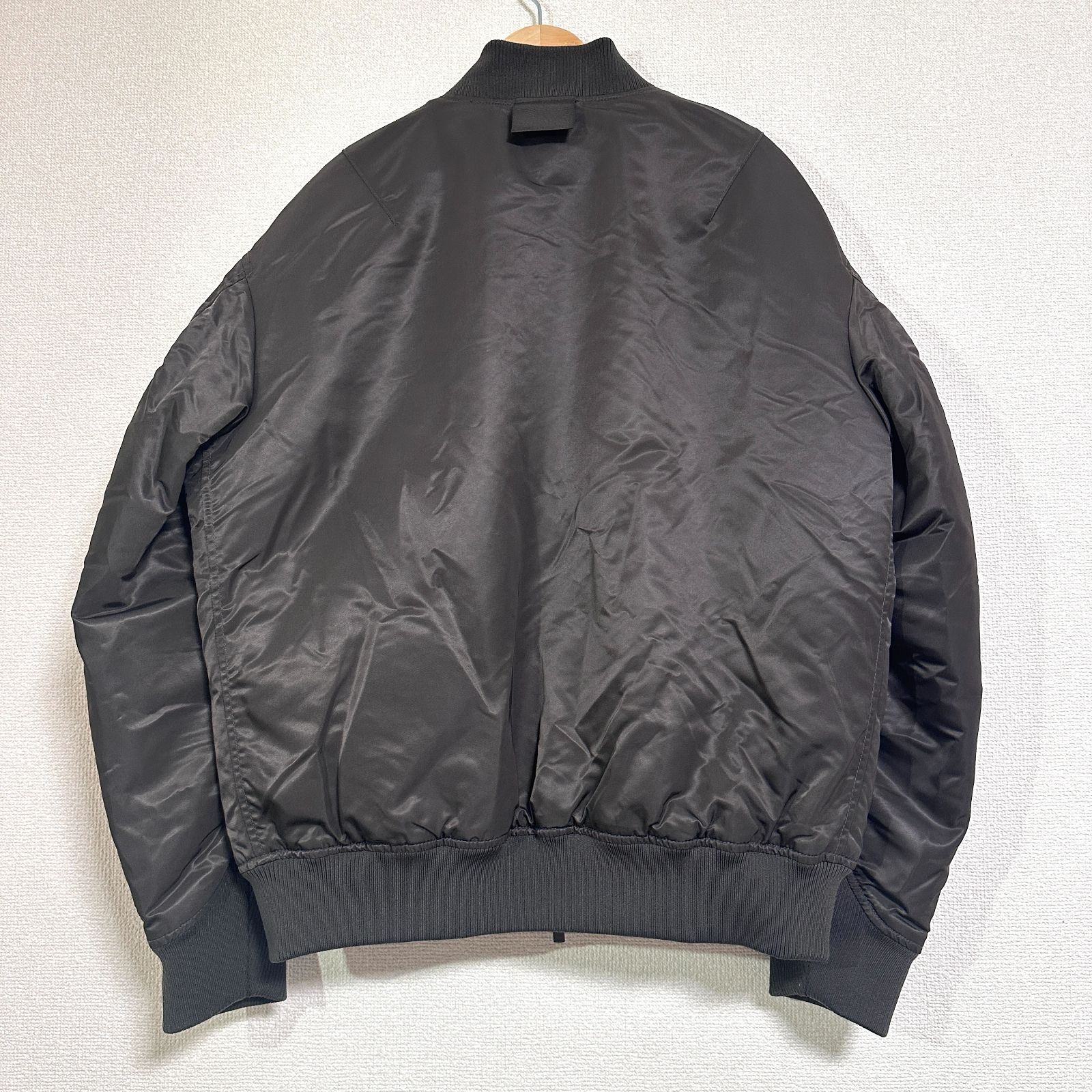 ユニクロ +J ハイブリッドダウンオーバーサイズMA-1ブルゾン M グレー