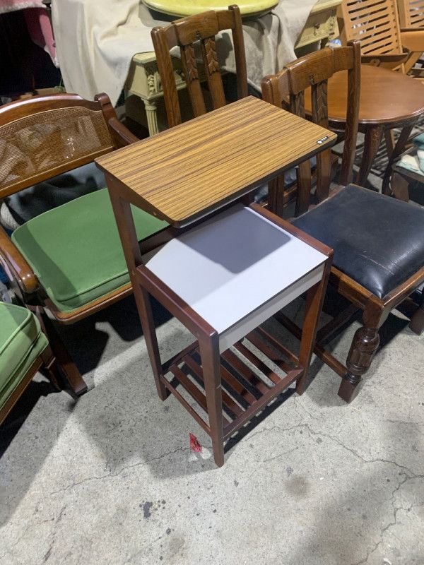 karimoku カリモク 北欧スタイル 電話台 花台 レトロ karimoku