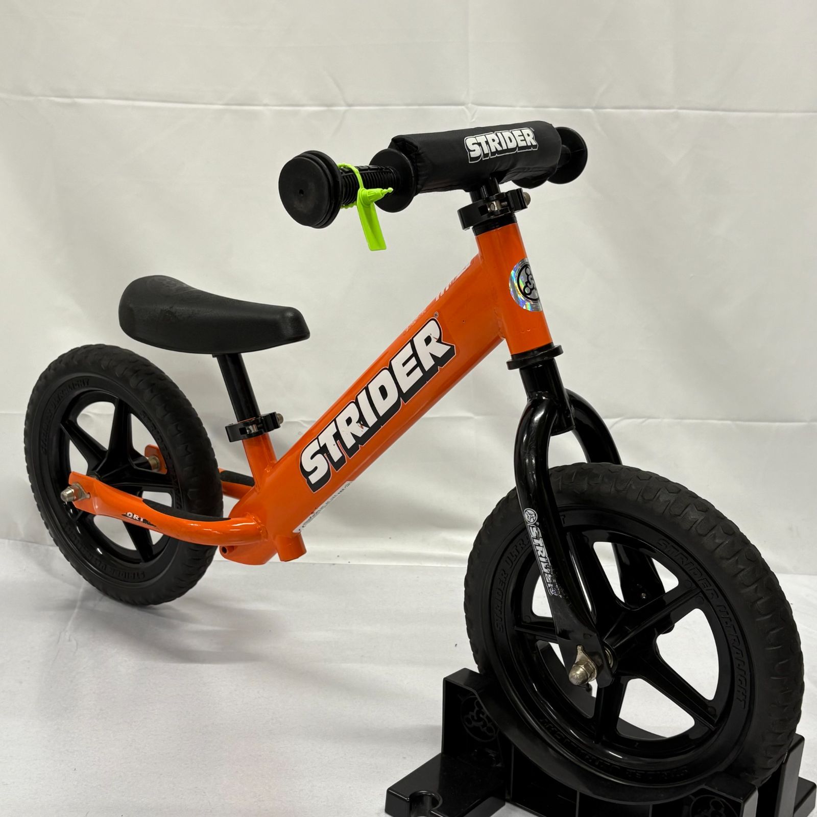 極美品】ストライダー STRIDER 12インチ スポーツ オレンジ Amazon.co