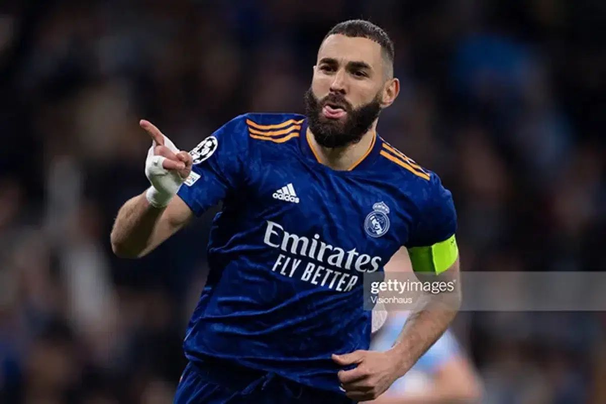 選手支給品レアル・マドリード ベンゼマ 21-22 ユニフォーム 選手支給