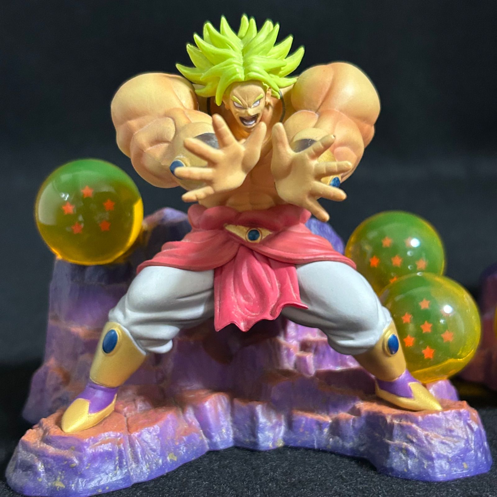 ドラゴンボール劇場版ジオラマフィギュア ゴジータ、ブロリー、クウラ