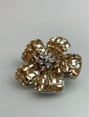 2026年最新】フォクシーブローチの人気アイテム - メルカリ