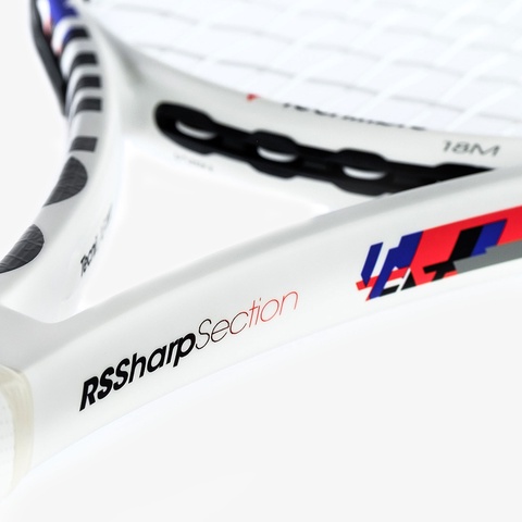 TF40 315 18x20 （2021年発売モデル - ガット張り上げ済） E4TF431582