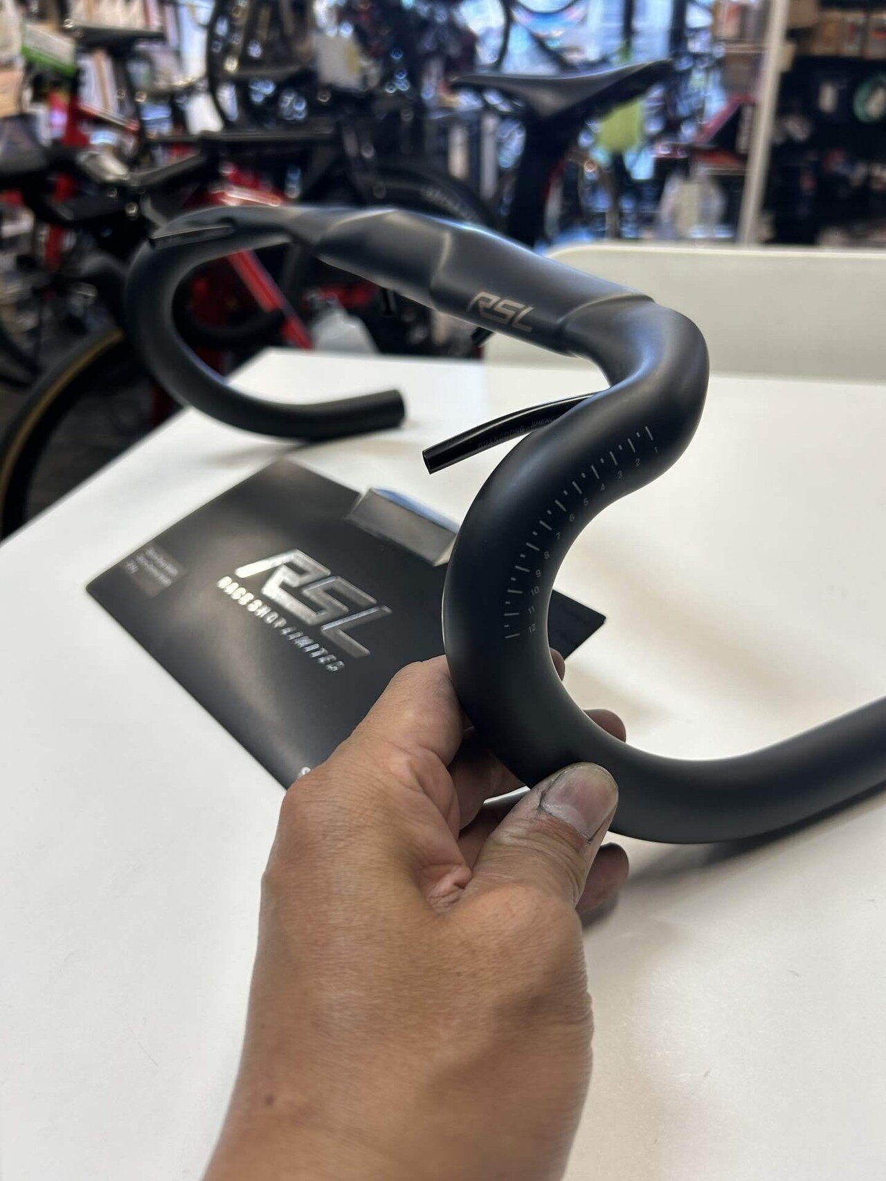 ボントレガー RSL エアロロード ハンドルバー注目です！ ｜サンクス