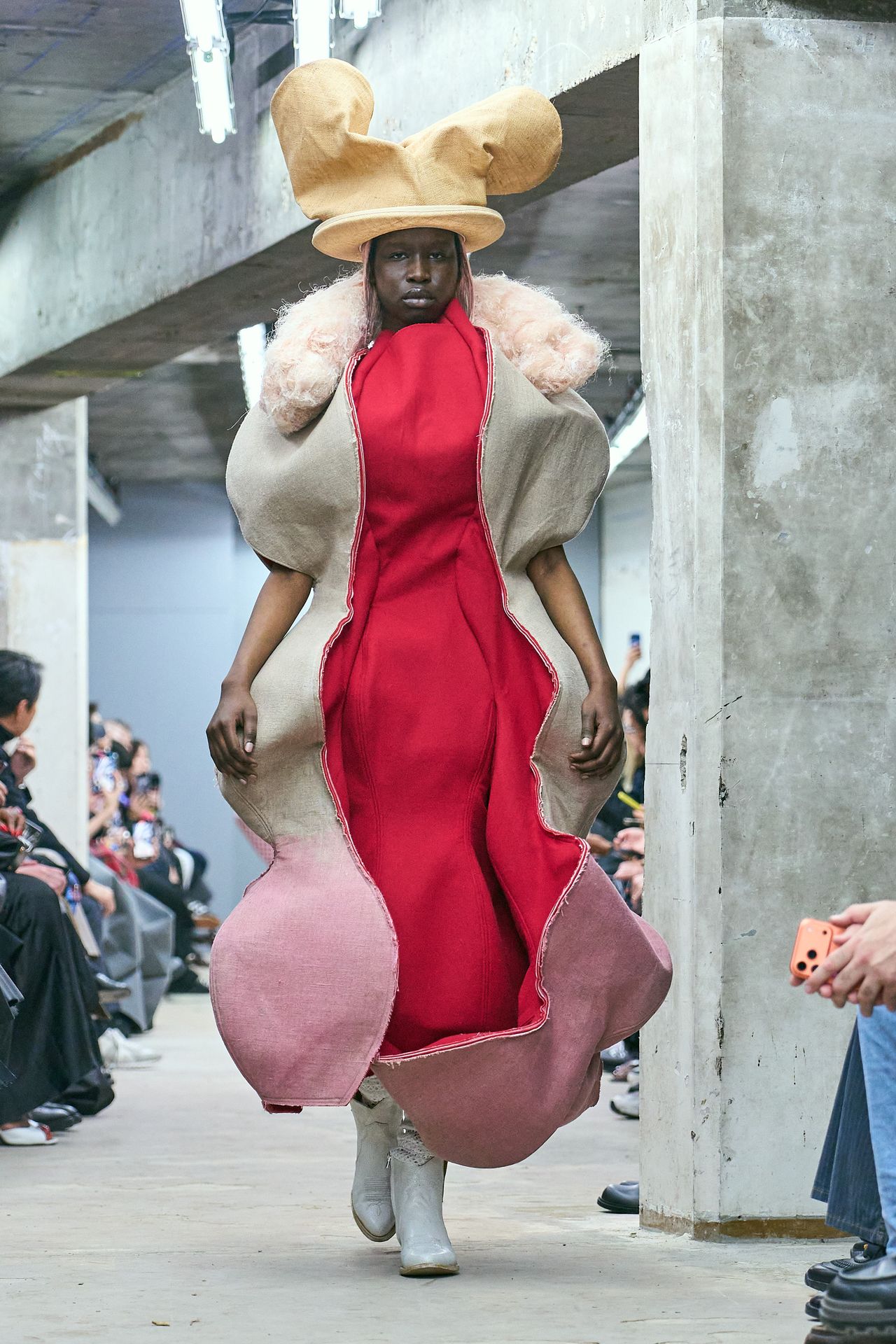 Comme des Garçons Spring 2025 Ready-to-Wear Collection | Vogue