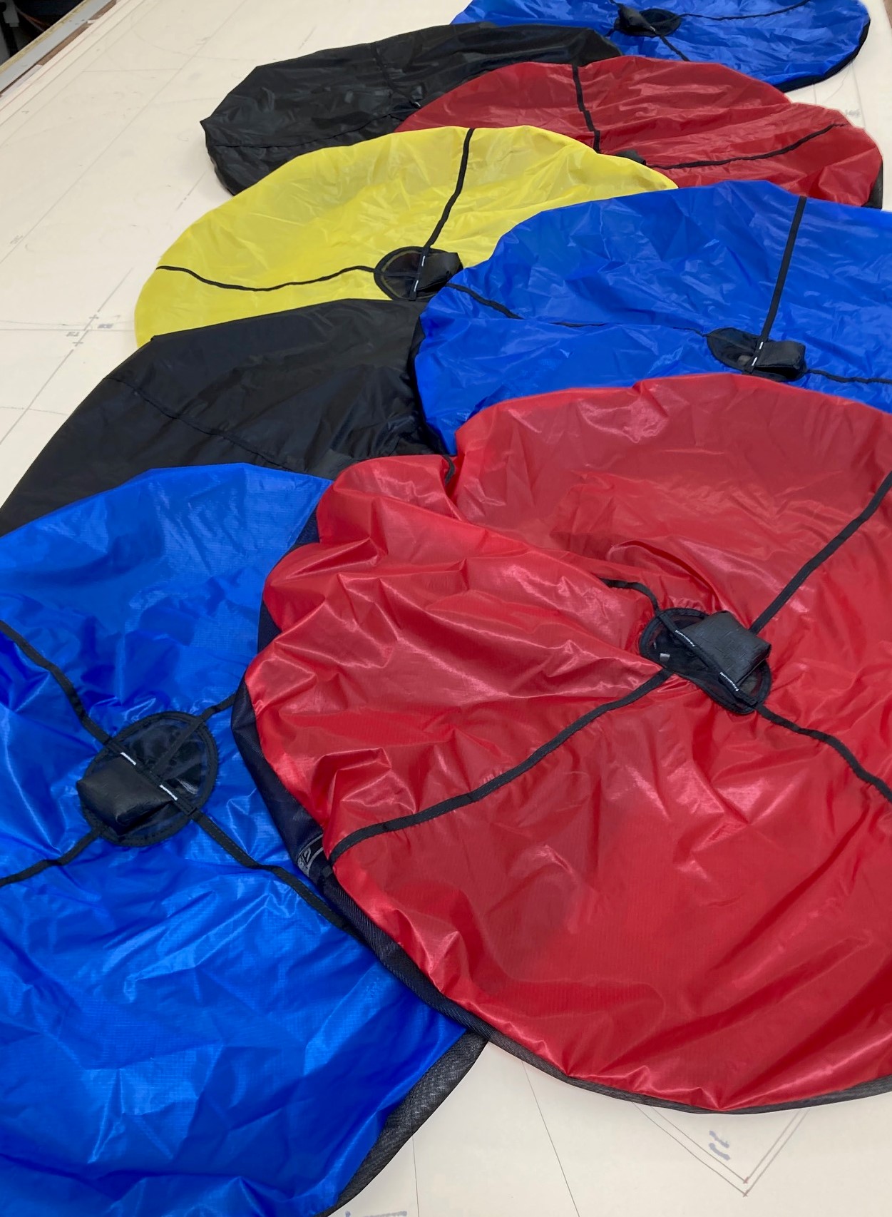 Pilot Chutes for BASE jumping - Apex BASE