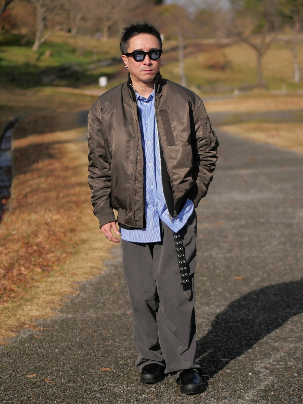 ハイブリッドダウンオーバーサイズMA-1ブルゾン、ウールパンツ