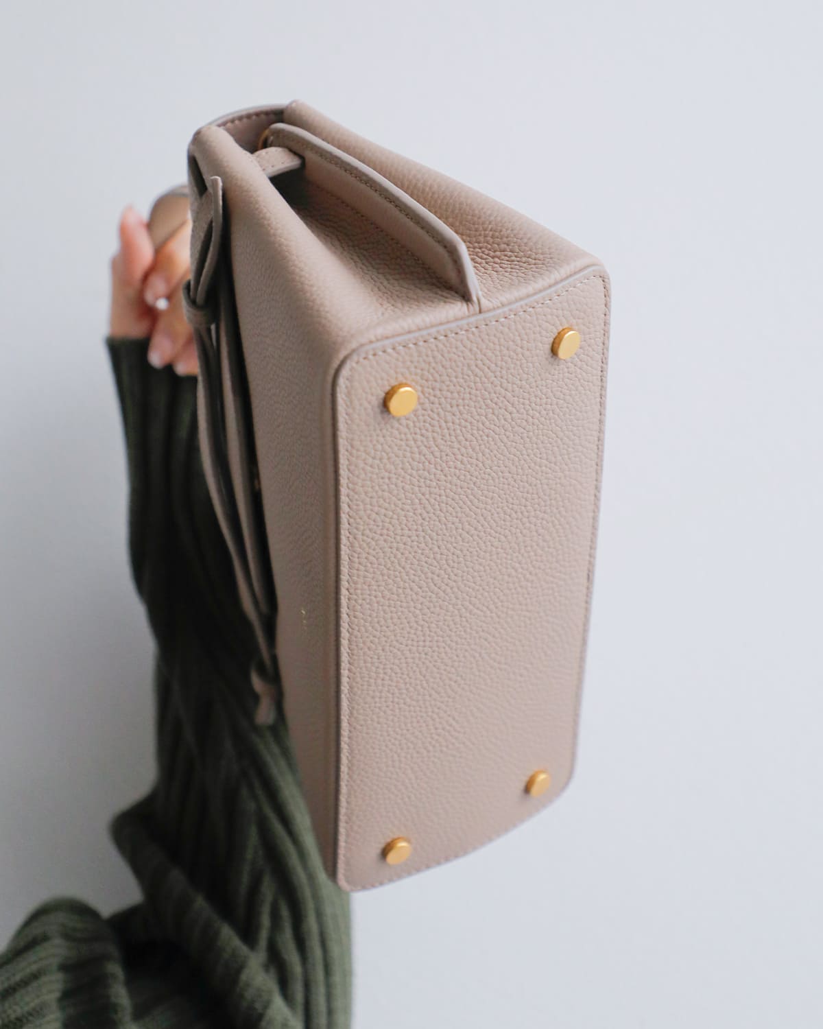 TOV トーヴ カウレザー シボ クロスリボン 2way ショルダー