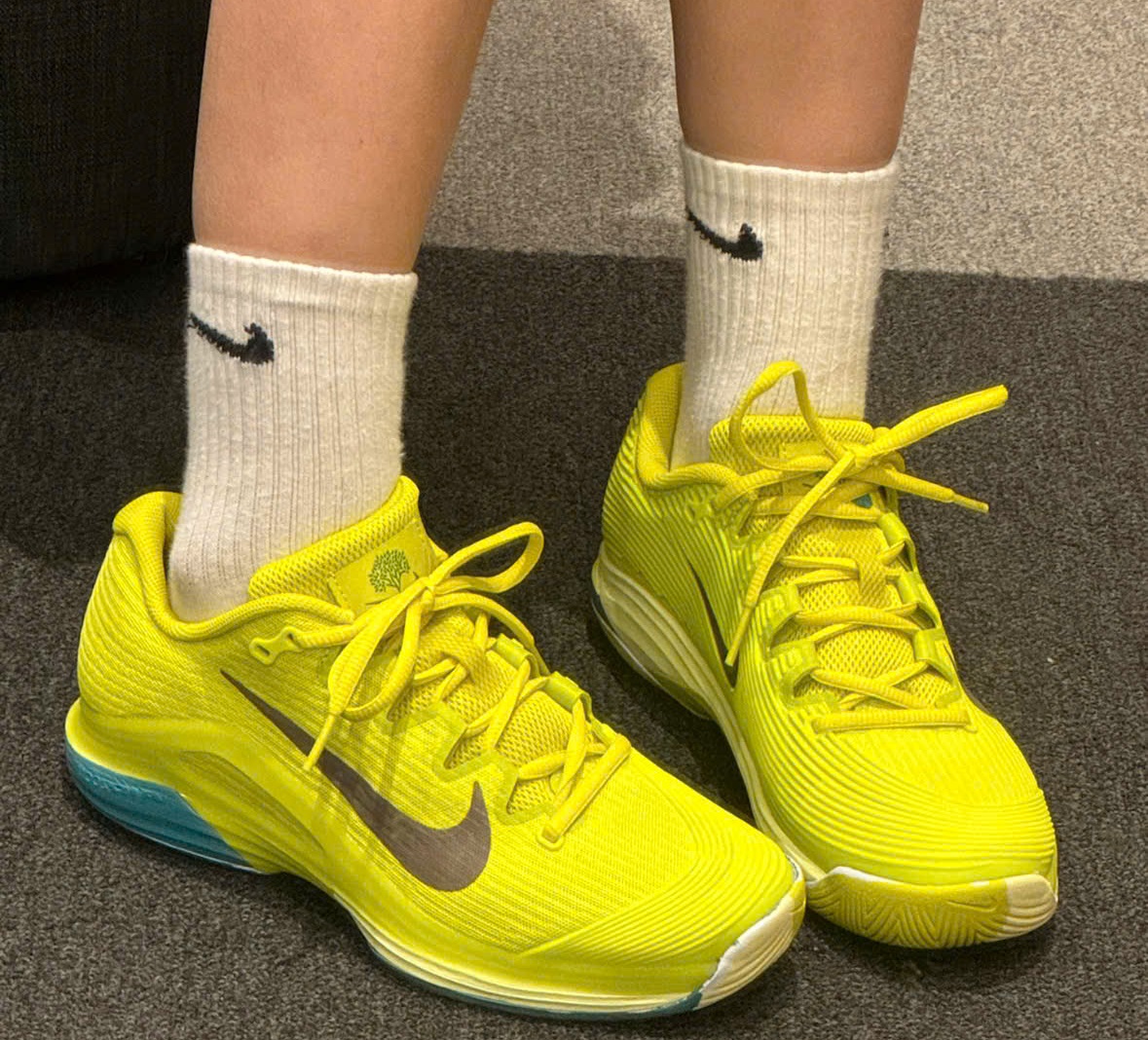 Giày Nike Vapor 12 Premium 'High Voltage' HF7827-300 - Authentic-Shoes