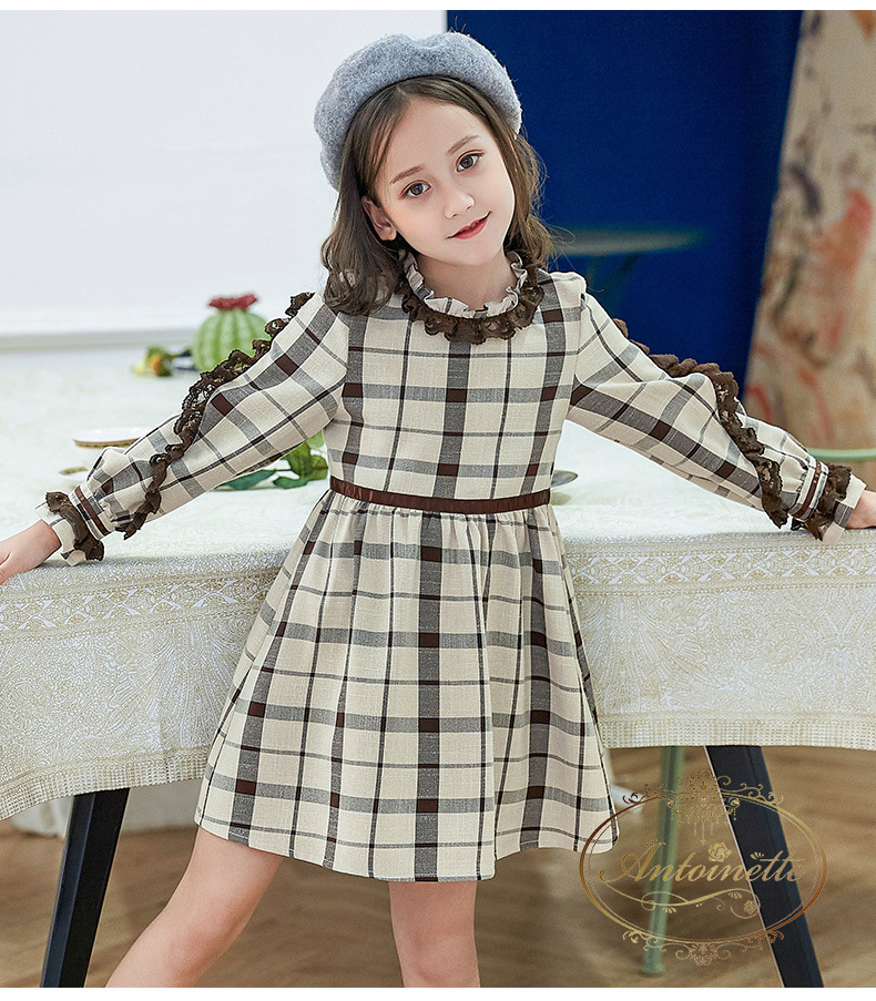 ☆極美品☆バーバリーBURBERRY 子供用半袖ワンピース ノバチェック150