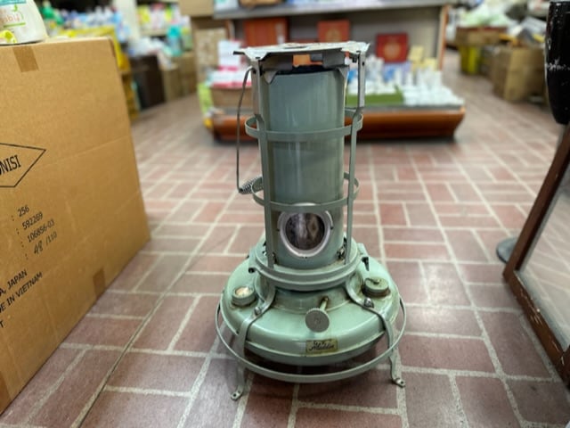 ブルーフレームヒーター 37式修理、アラジンストーブのタンクの詰まり