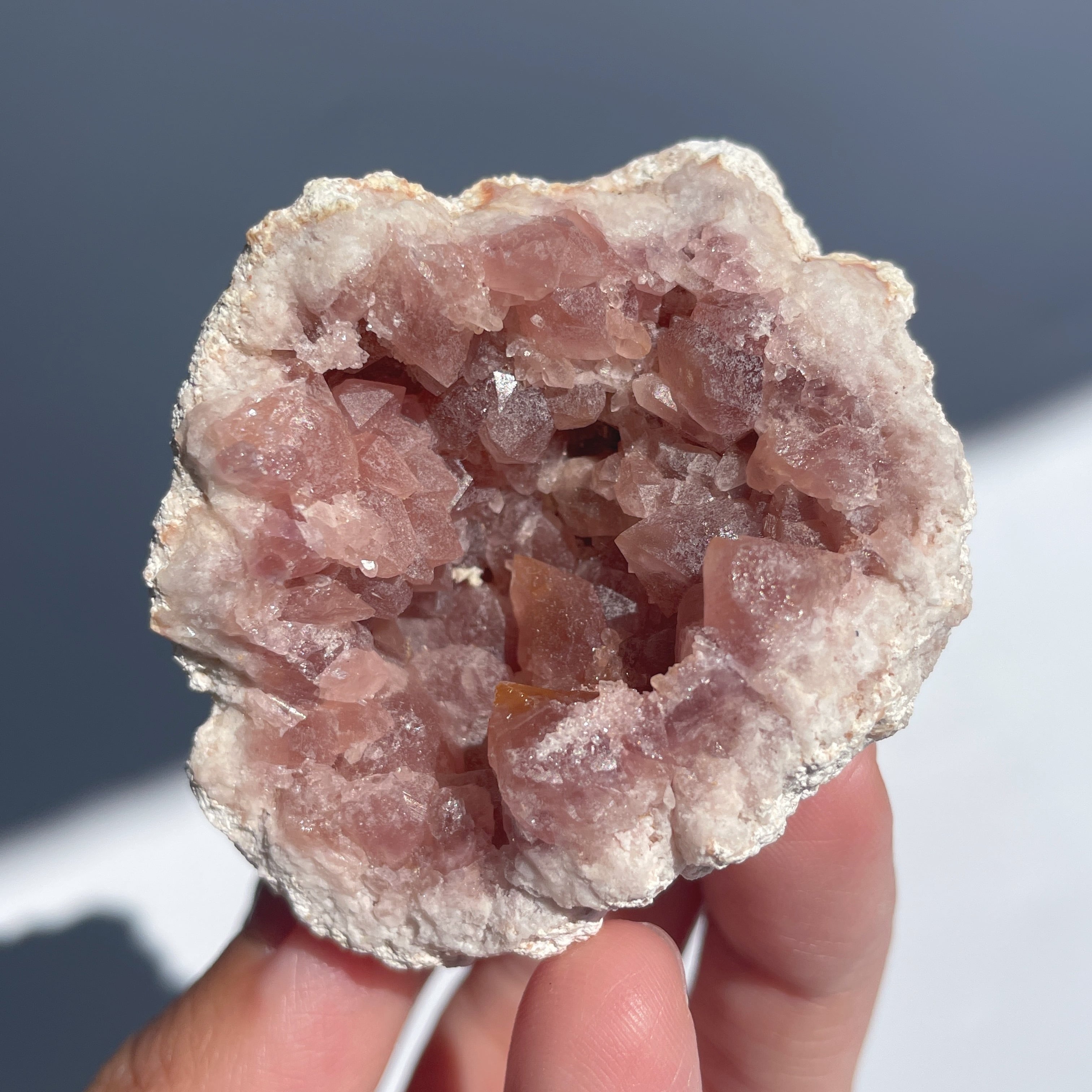 ピンクアメジスト 原石／ジオード22◇ Pink Amethyst Geode ◇天然石