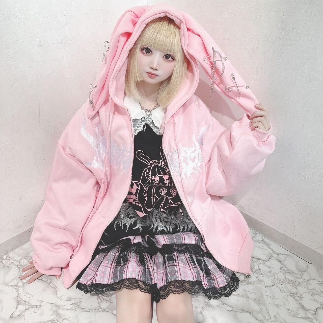 うさ耳ロゴZIPパーカー(裏起毛) | VOLCAN&APHRODITE