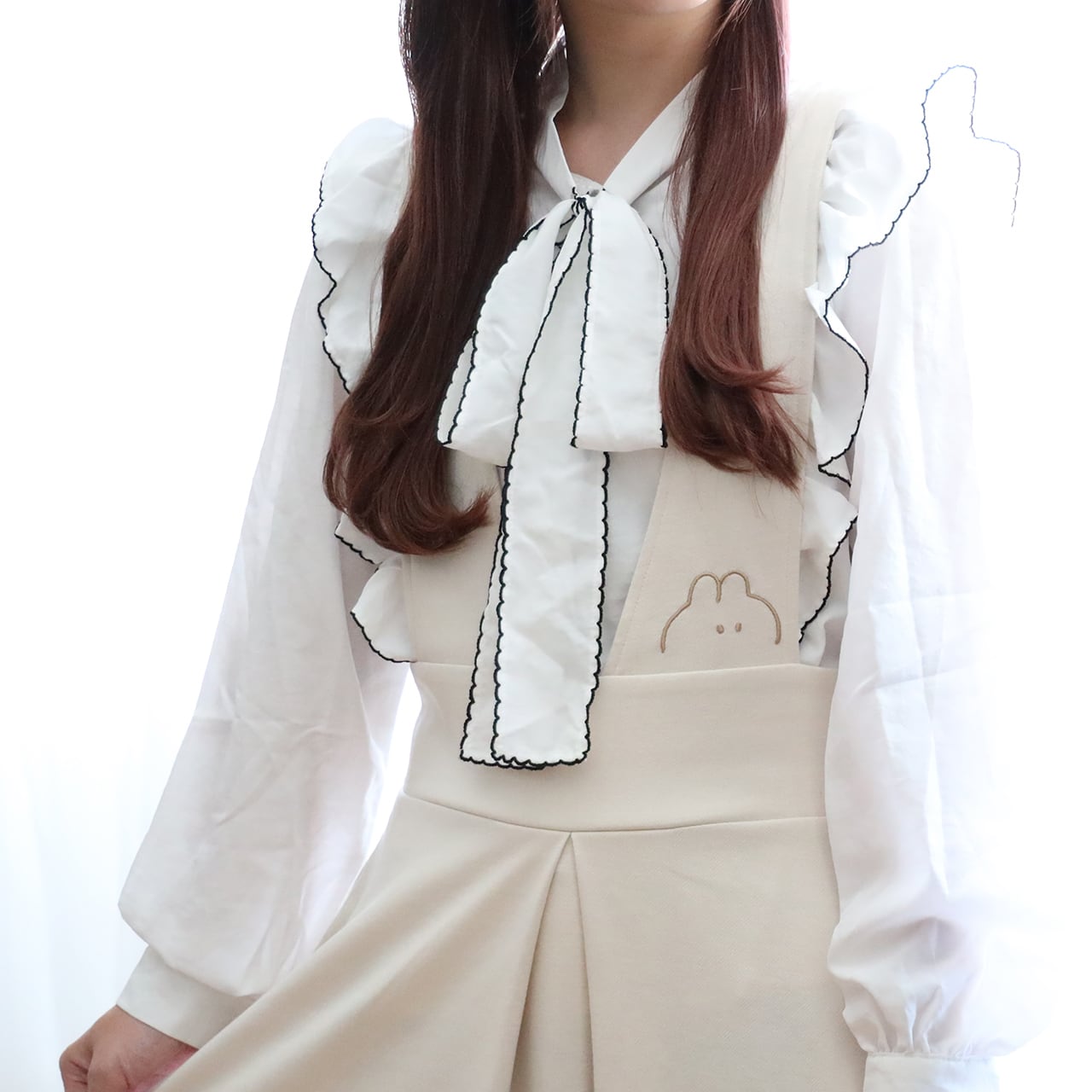 ウサひょっこりジャンパースカート / ブラック（MK‐384） | もくもく